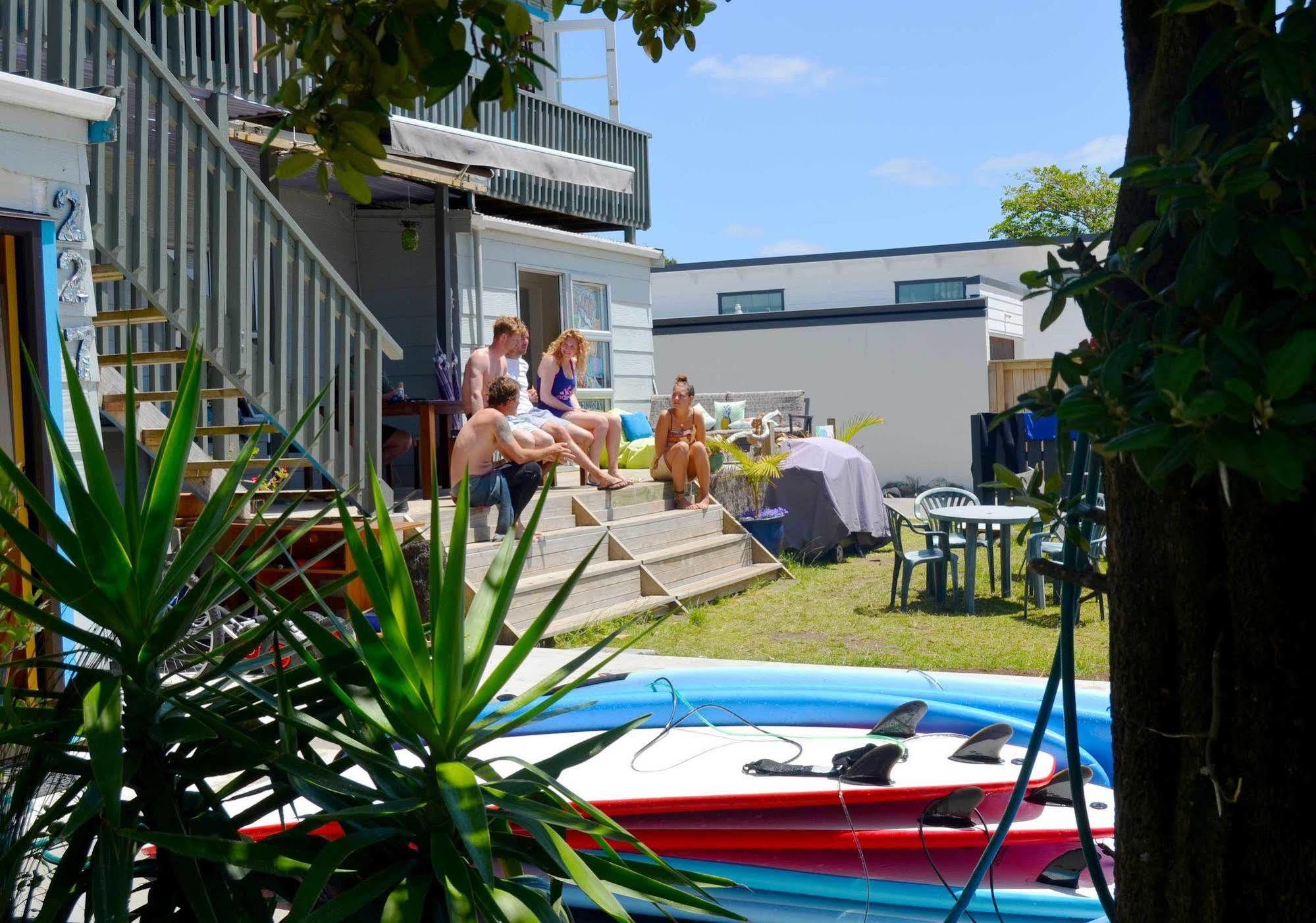 Surf N Stay Whangamata Extérieur photo