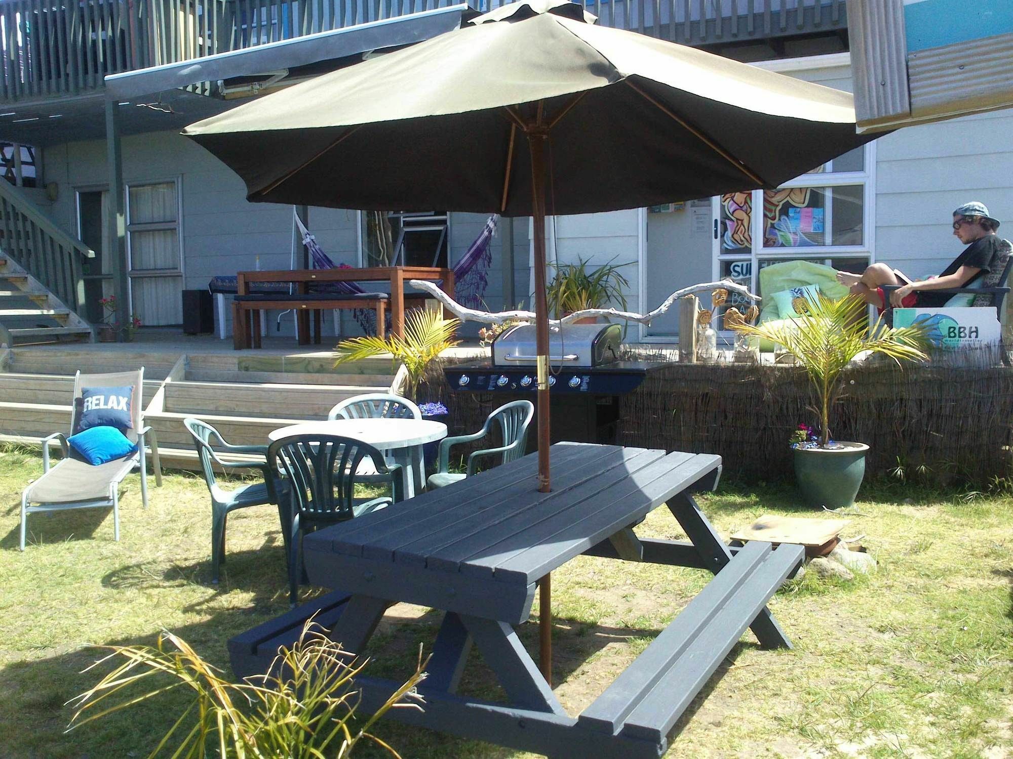 Surf N Stay Whangamata Extérieur photo